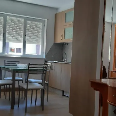 Apartamentos Olimpo Celta-Apart Laura O Pindo Extérieur photo
